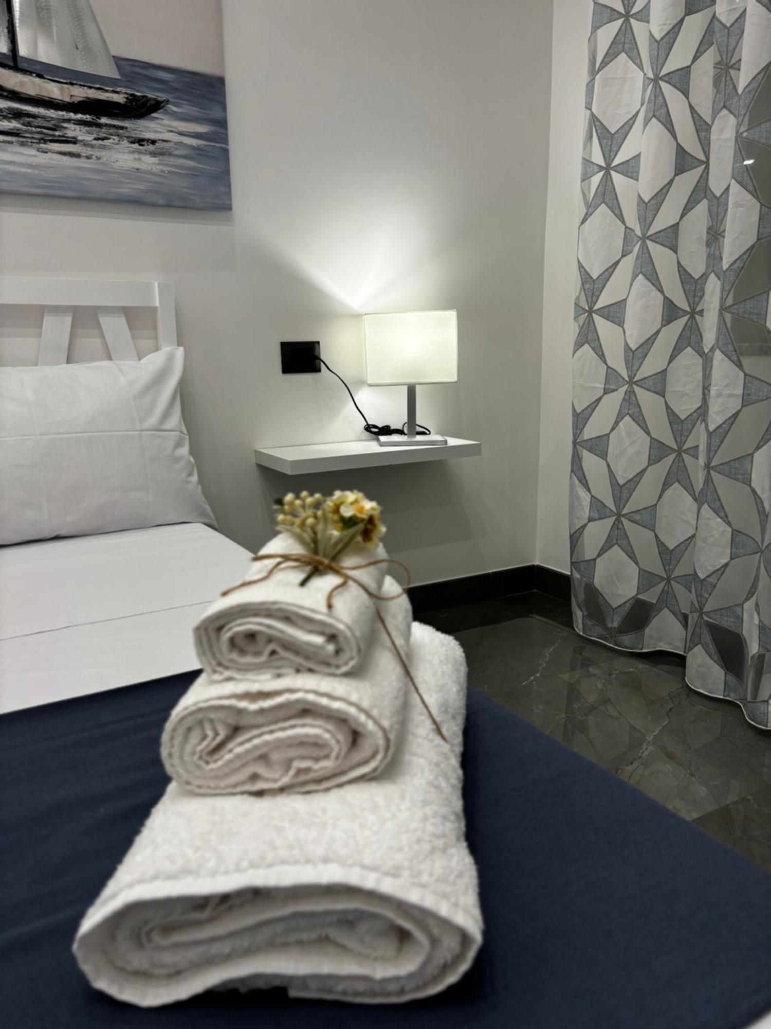 Louis Helen Apartment Naples Extérieur photo