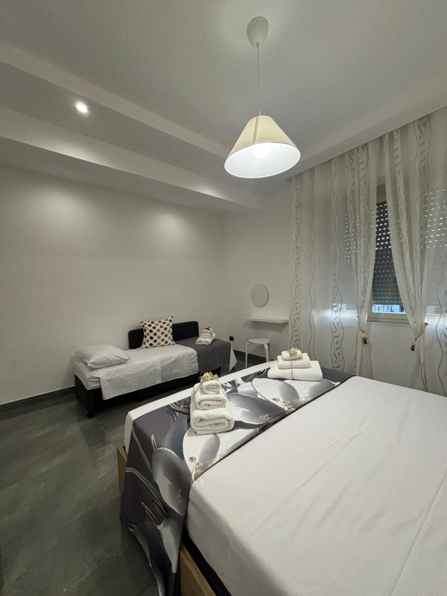 Louis Helen Apartment Naples Extérieur photo